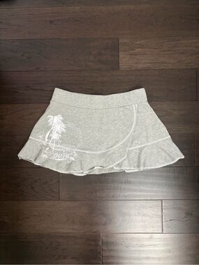 Y2K Garage Gray Ruffle Skirt with Palm Graphic